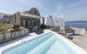 Red Cliff Villa 2Bedroom Villa With Caldera View And Plunge Pool